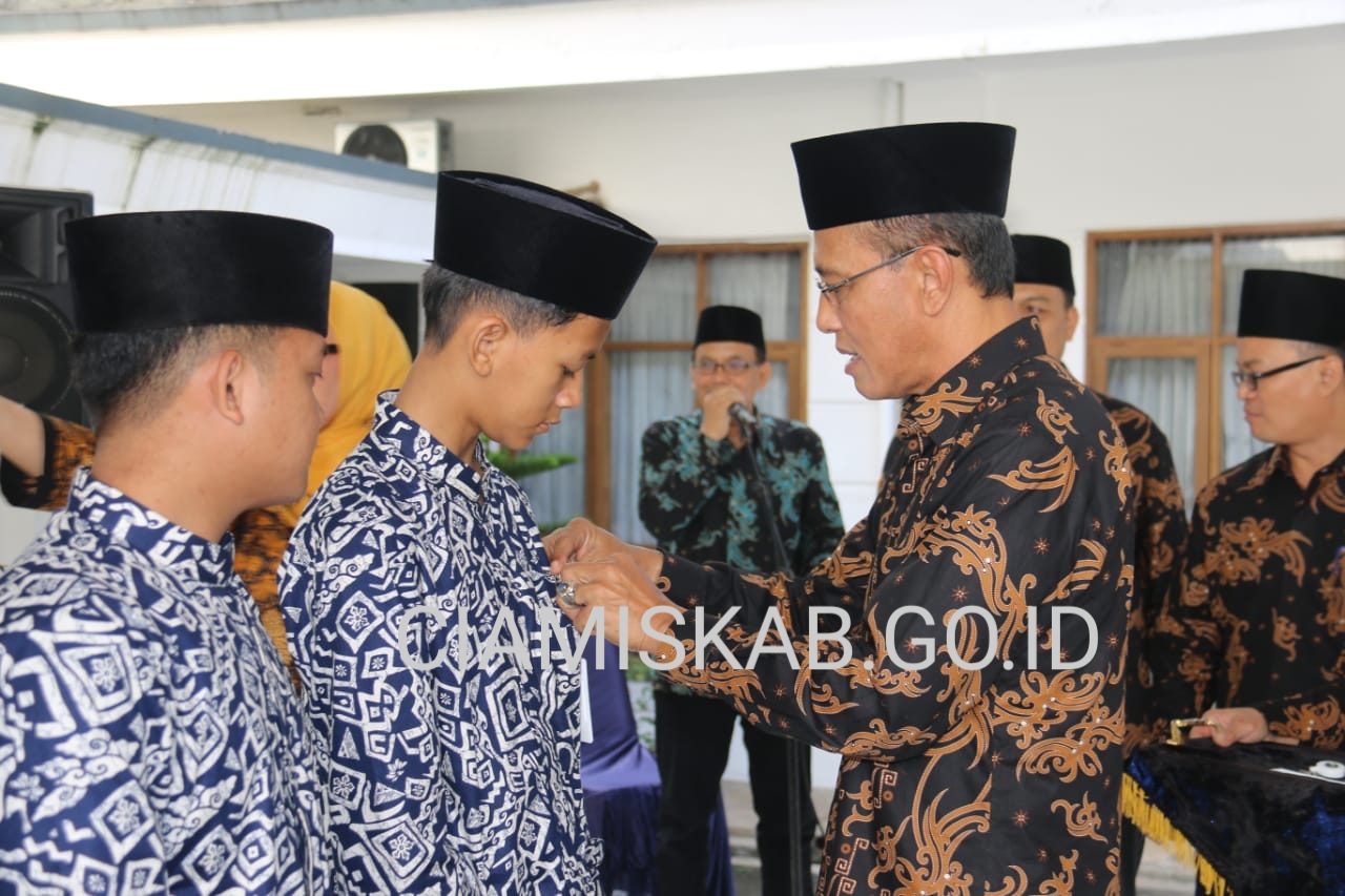 BUPATI MELEPAS KAFILAH SELEKSI TILAWATIL QURAN DAN HADIS KABUPATEN CIAMIS
