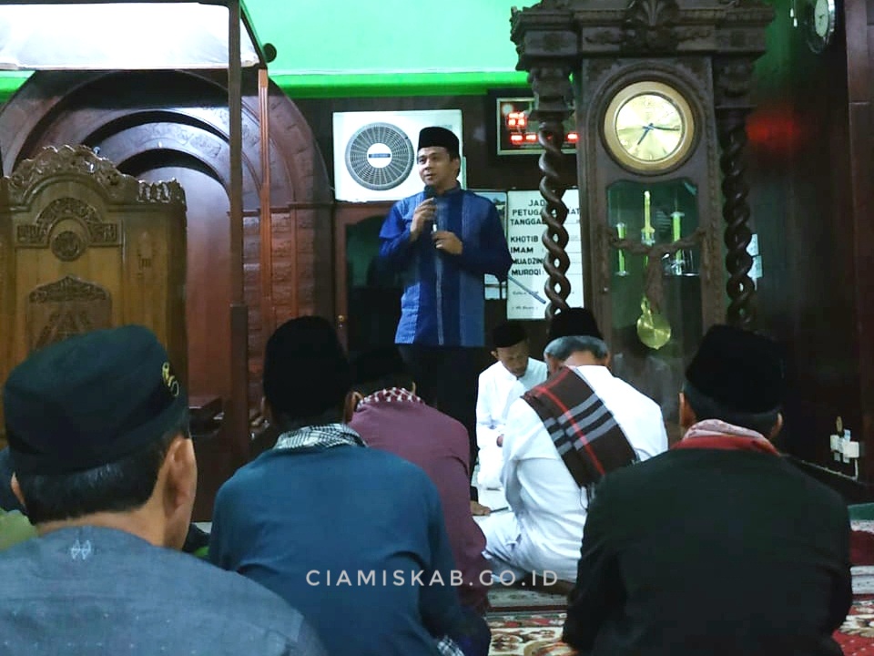 TARLING WAKIL BUPATI DI MESJID AL MANAR JATINAGARA