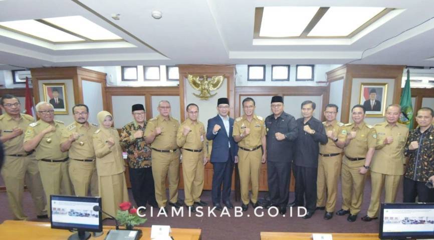 Bupati Hadiri Evaluasi Kinerja Penyelenggaraan Pemerintahan Daerah Atas Laporan Penyelenggaraan Pemerintahan Daerah 2018