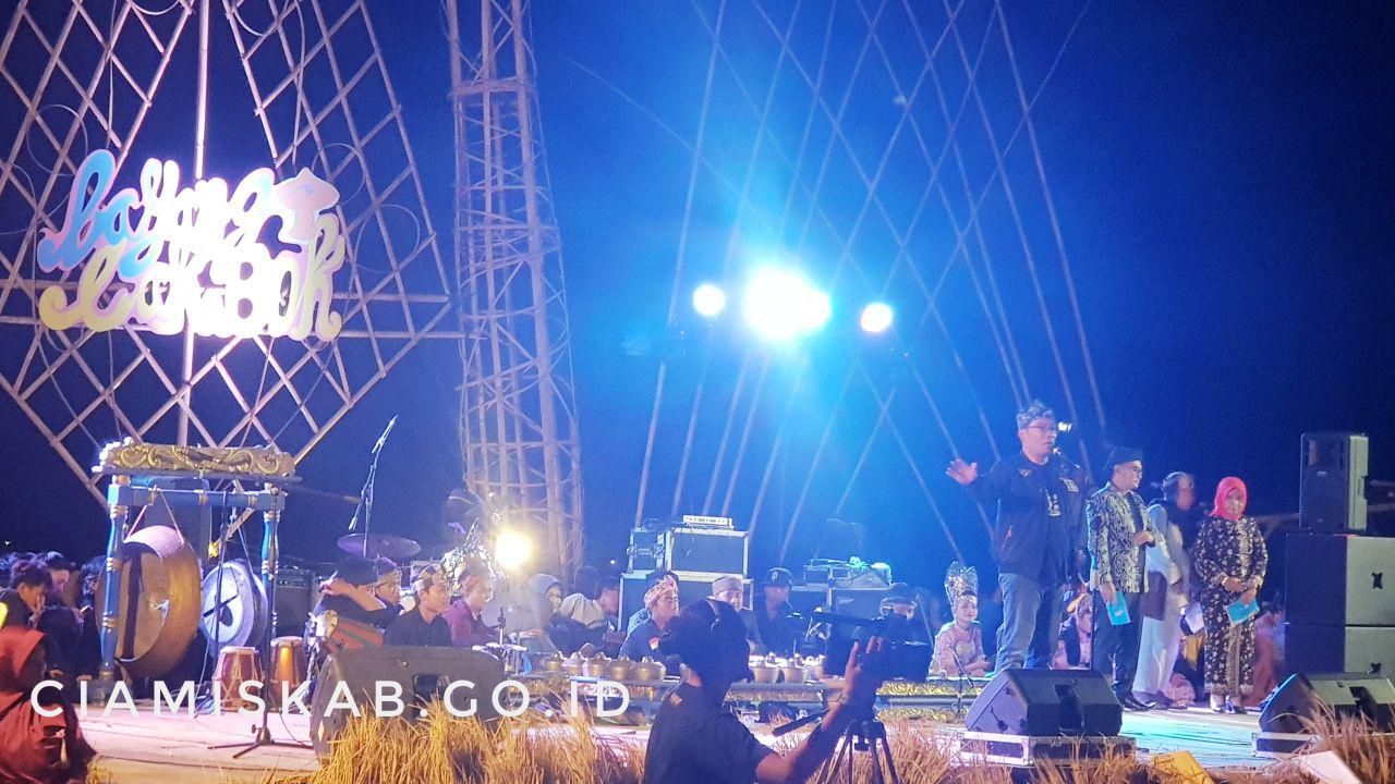 Festival Layang Lakbok Piala Gubernur Jabar 2019