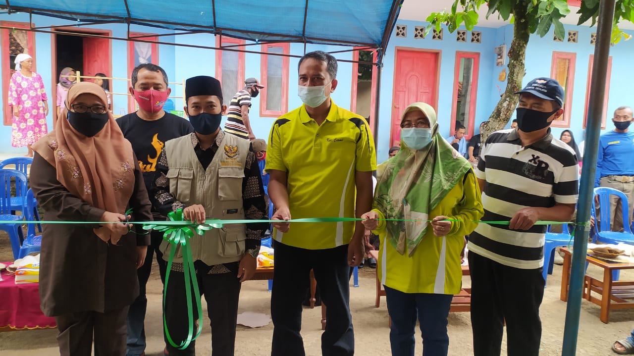 Satpol PP Ciamis Peduli Berikan Bantuan Rutilahu