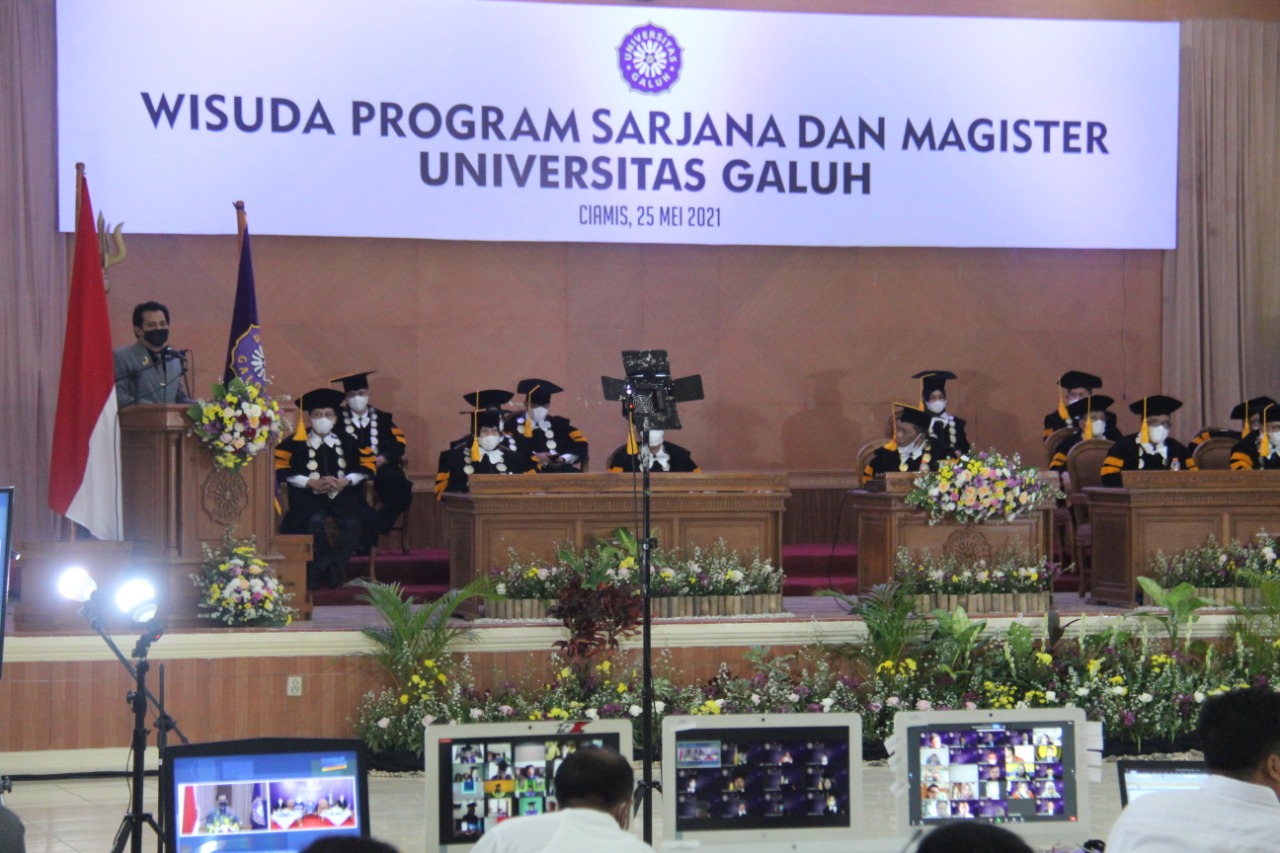 Wakil Bupati Ciamis Hadiri Wisuda UNIGAL ke-33