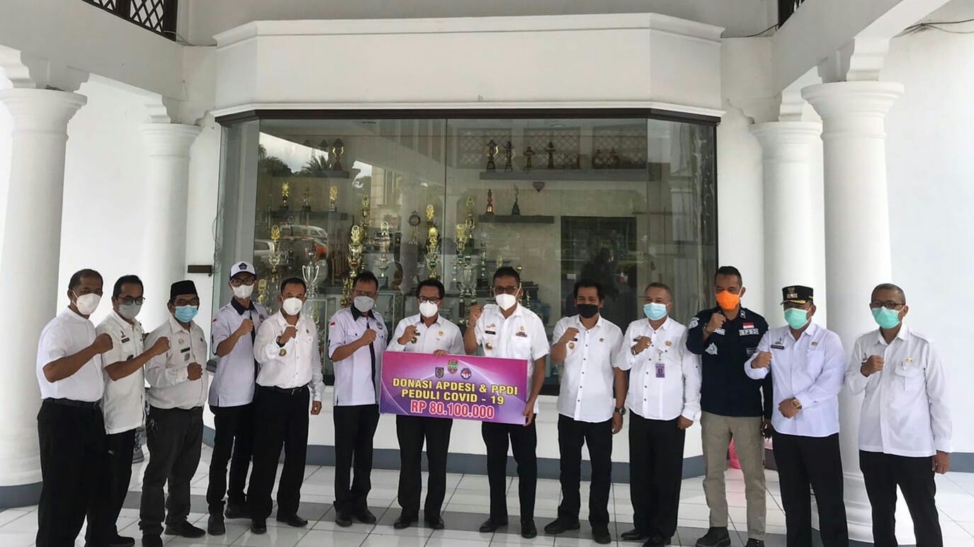 Peduli Covid-19, APDESI dan PPDI Ciamis Donasikan 80 Juta Rupiah Kepada Pemkab Ciamis