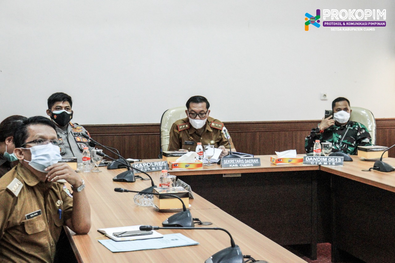 Rakor Komite Penanganan Covid-19, Gubernur Jabar Minta Bupati & Walikota Proaktif dalam mengejar PPKM ke level 1 dan 2