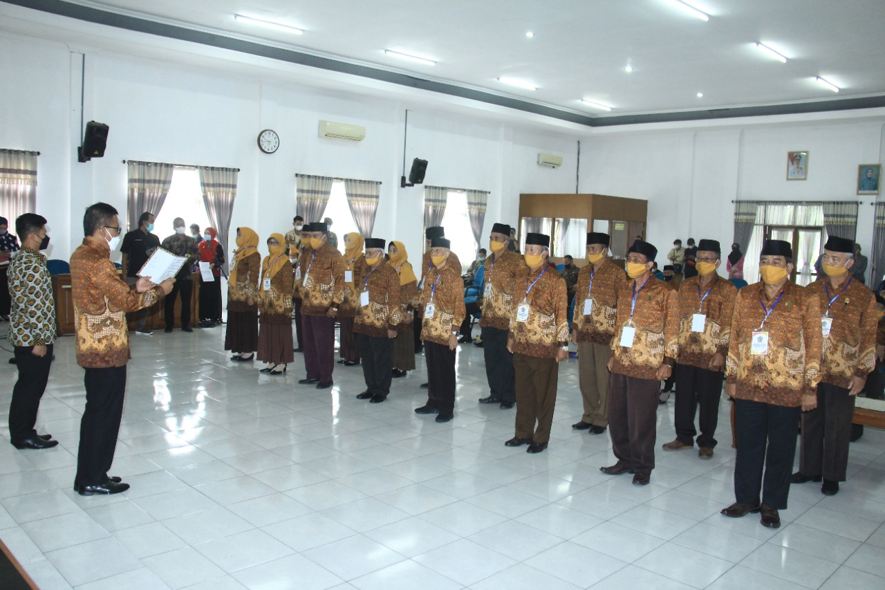 Bupati Herdiat Kukuhkan Pengurus PWRI Ciamis Masa Bakti 2021-2026