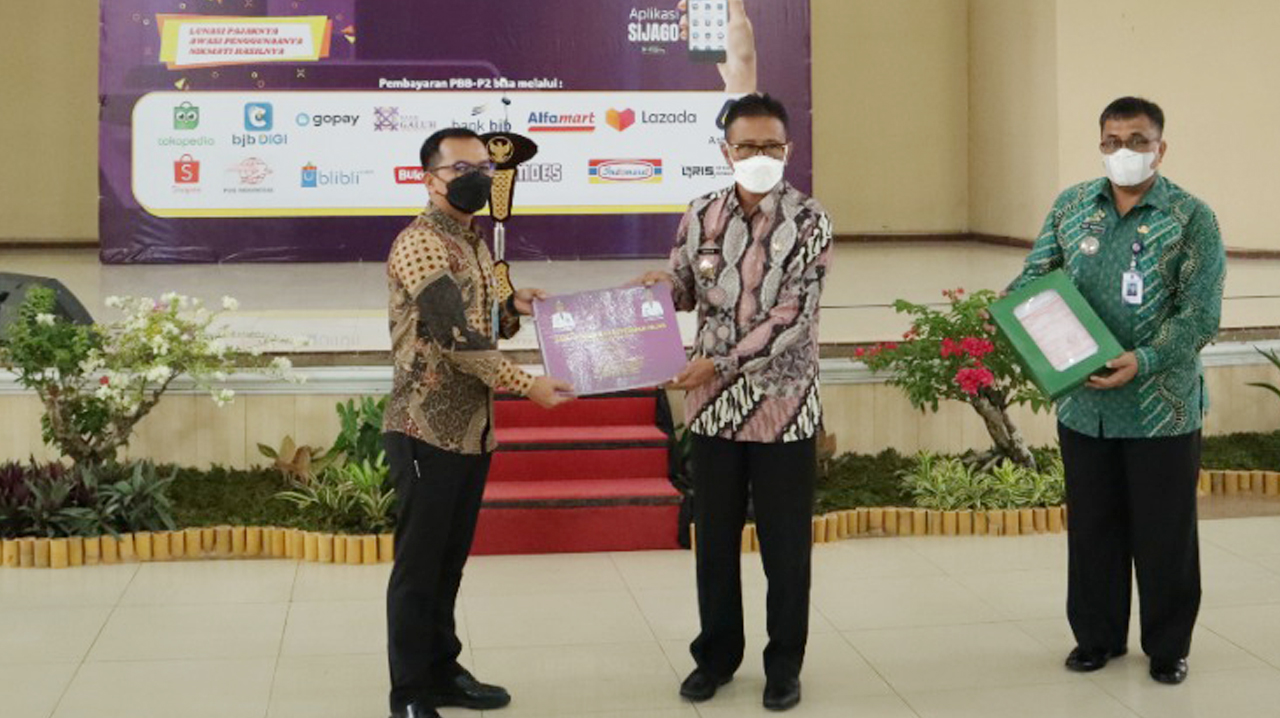 Optimalkan PAD Dari Sektor Pajak, Bupati Luncurkan SPPT PBB-P2 Tahun 2022.