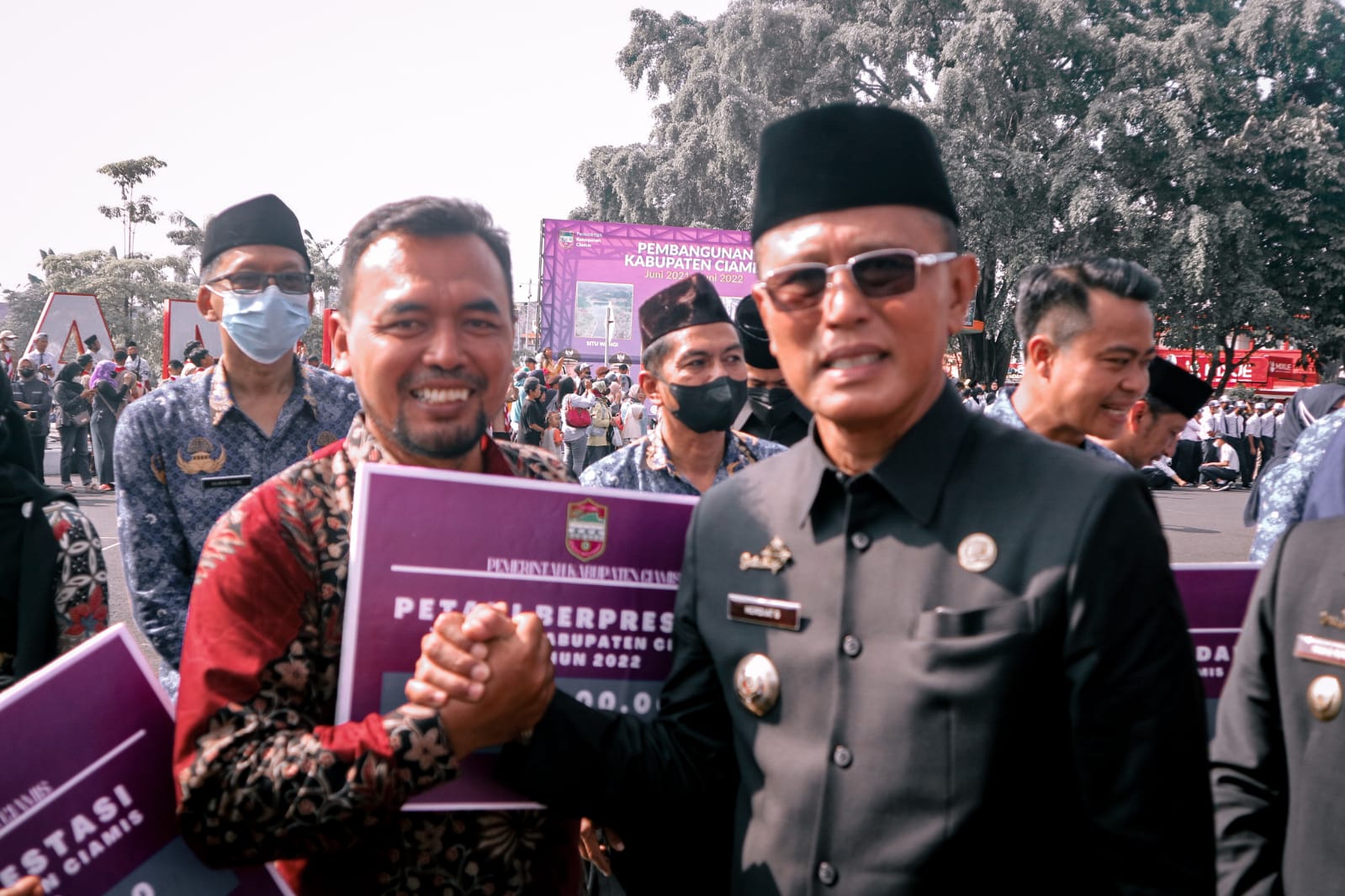 Sohidin, Sang Petani Padi Organik Berprestasi Kab. Ciamis Raih Penghargaan Nasional.