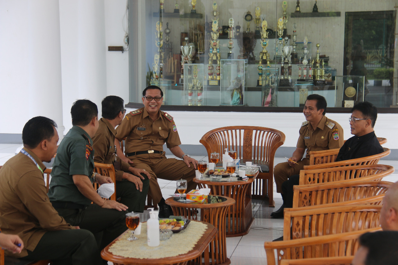 Perkuat Sinergitas, Bupati Herdiat Terima Kunjungan Perhutani KPH Ciamis