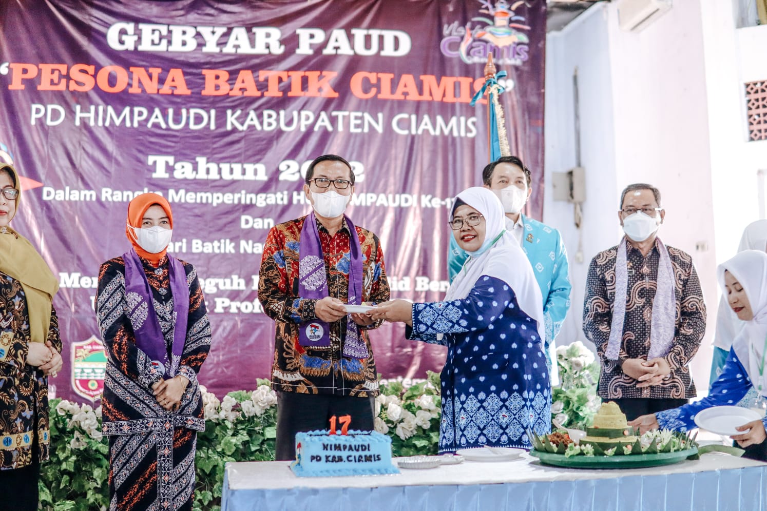 Ratusan Anak PAUD Berlomba, Meriahkan Peringatan HUT HIMPAUDI ke-17 dan Hari Batik Nasional ke-13 Tingkat Kabupaten Ciamis