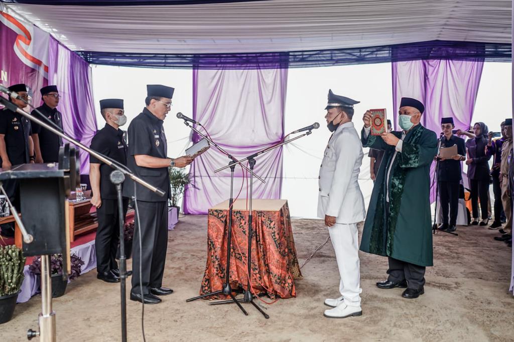 Lantik Kades Sukajaya, Bupati Ciamis : Sehebat Apapun Kepala Desa Tidak Ada Apa-apanya Tanpa Kerjasama