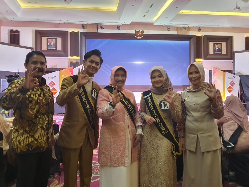 Kab. Ciamis Borong 5 Penghargaan di Ajang Anugrah Duta dan Jambore Ajang Kreatifitas Tingkat Provinsi Jabar, Bunda Genre Kab. Ciamis Terima Langsung Penghargaan