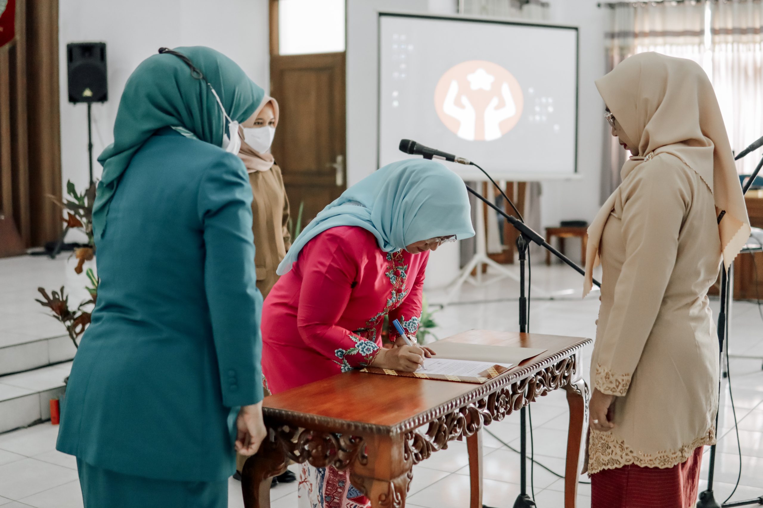 Upaya Optimalisasi Kinerja Program, Ketua TP-PKK Kab. Ciamis Lantik 3 Ketua TP-PKK Kecamatan