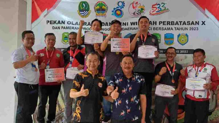 Pecah Telur, Kontingen Ciamis Raih Medali Emas dalam Porsenitas pada Cabor Biliar