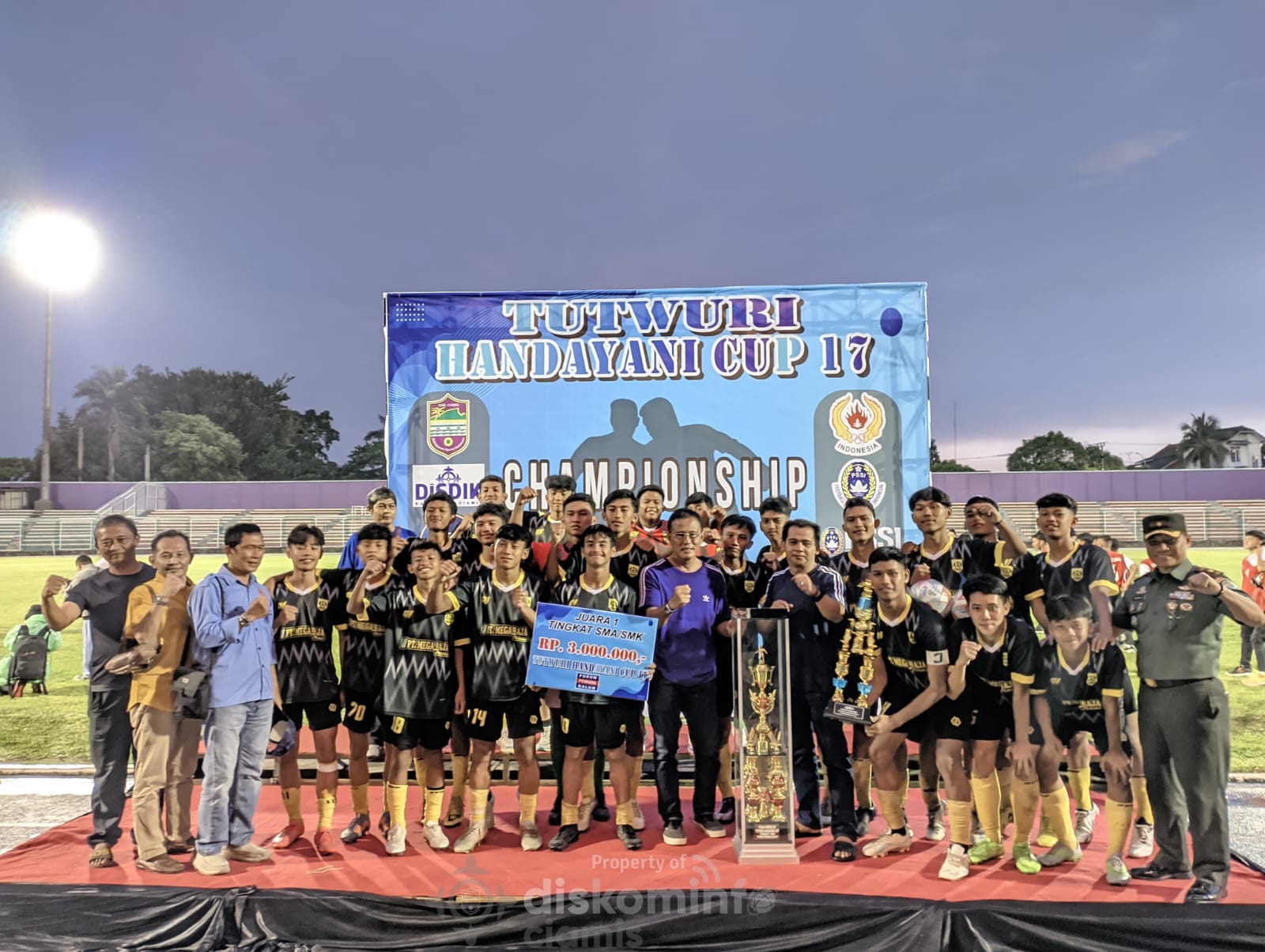 Pertandingan Final Sepak Bola Putra SLTA Sederajat Tut Wuri Handayani Cup ke-17 dihadiri Langsung oleh Bupati Ciamis Dr. H Herdiat Sunarya.