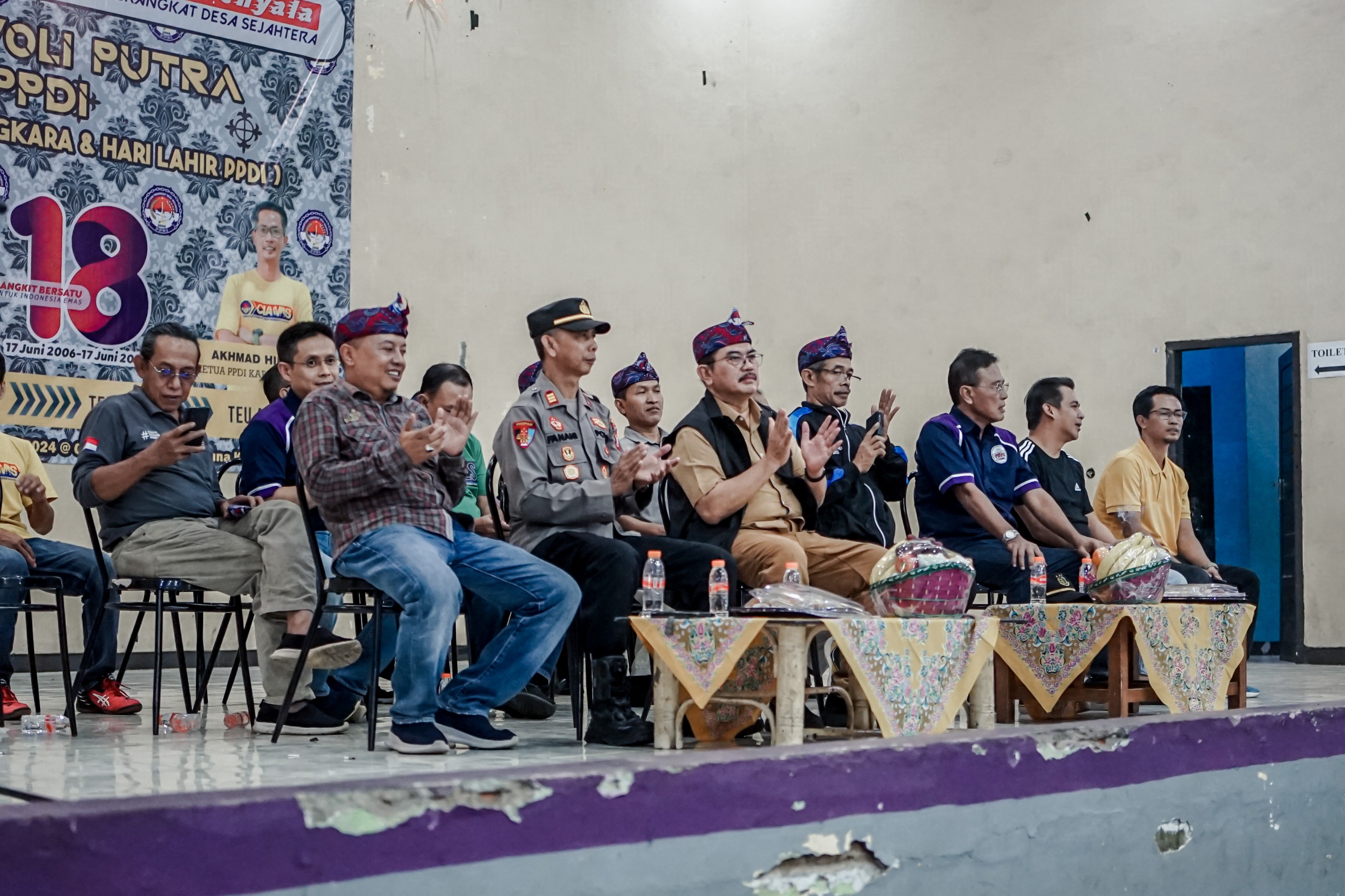 Pj Bupati Ciamis Buka Grand Final Bola Voli PPDI, Kawali vs Panumbangan