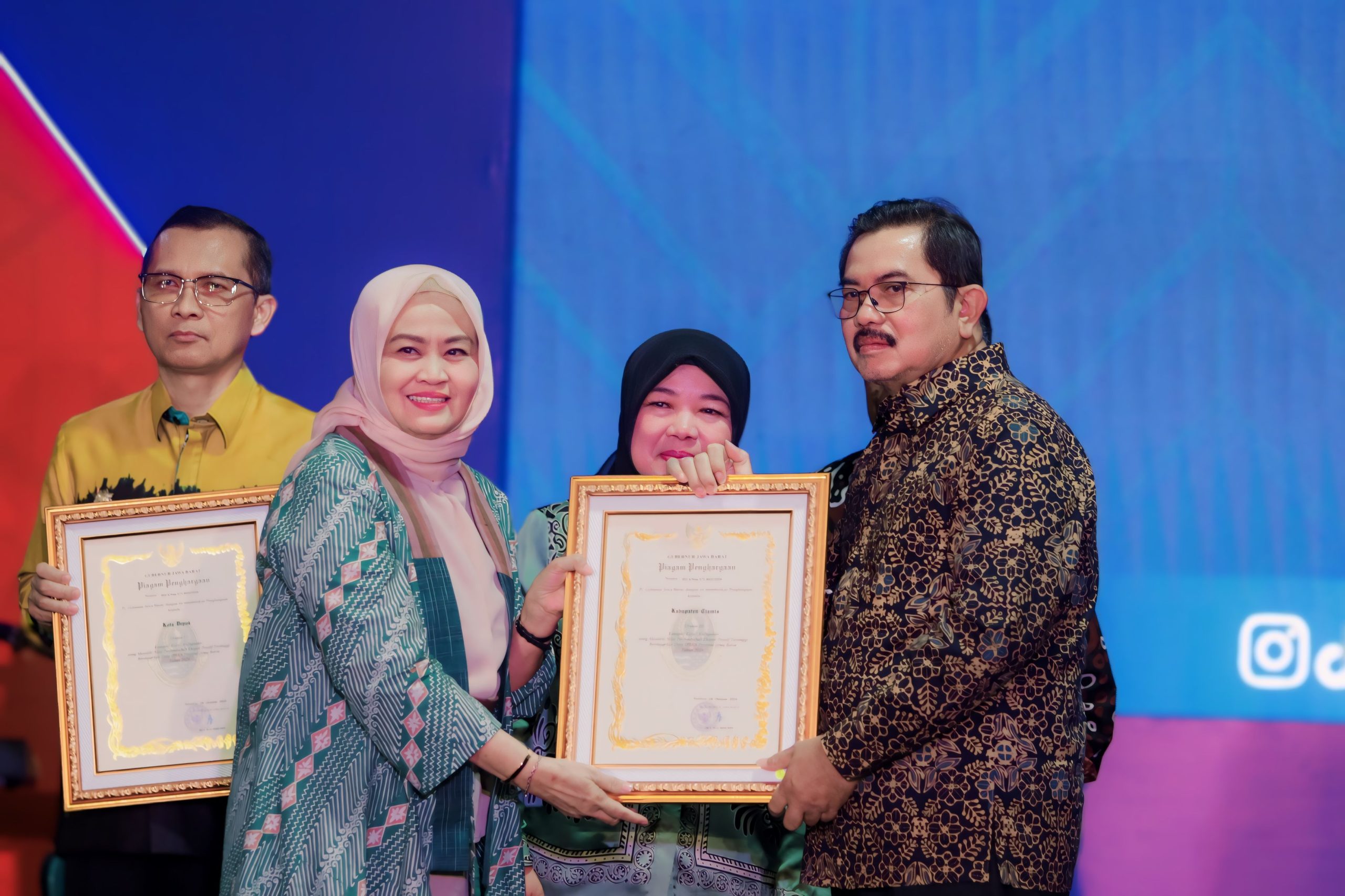 Pertumbuhan Ekspor Positif Tertinggi ke-3 di Jabar, Kabupaten Ciamis Terima Penghargaan dalam West Java Expo 2024