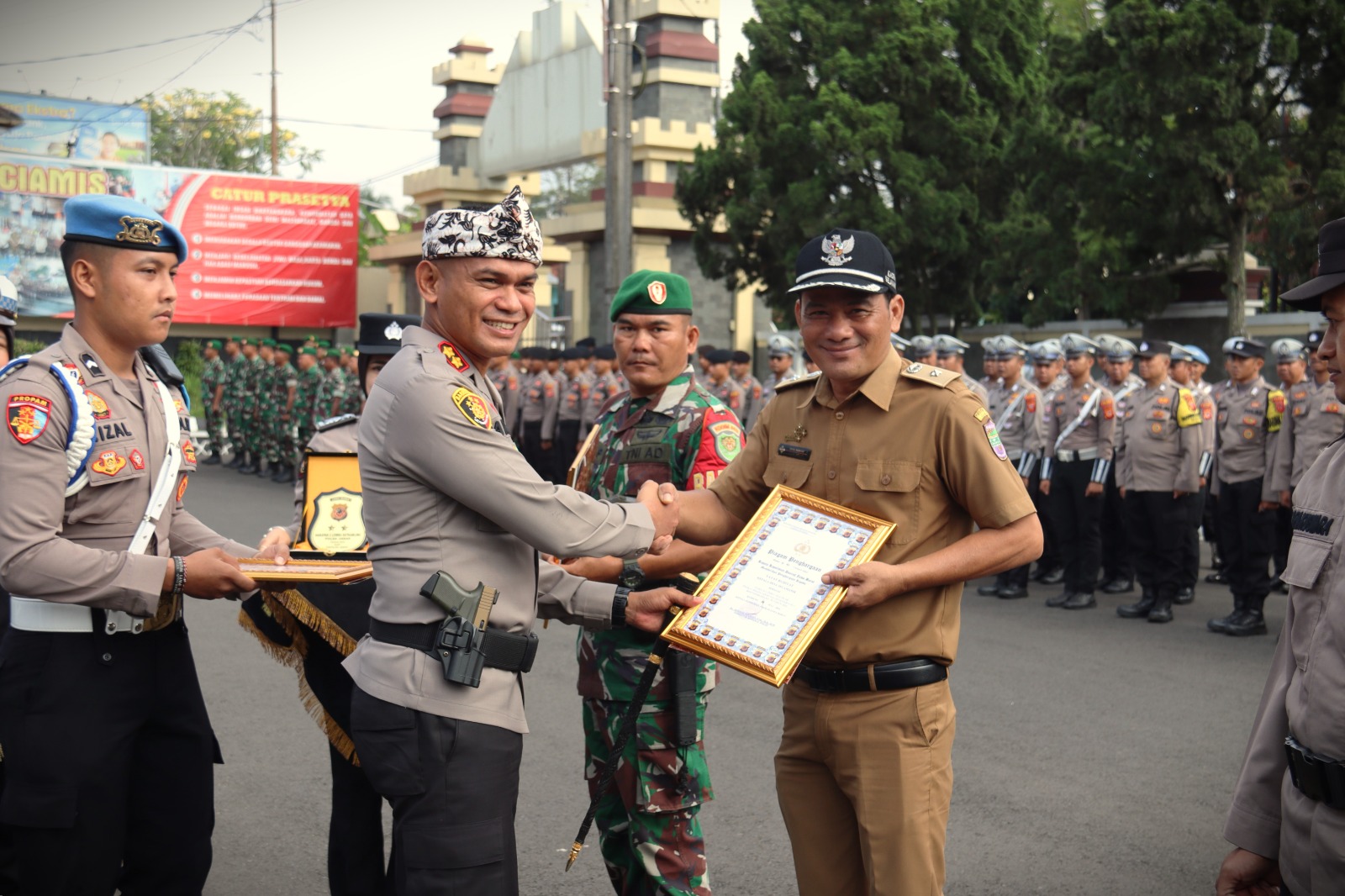 Polres Ciamis Gelar Apel Potmas Guna Sukseskan Pilkada Serentak Tahun 2024